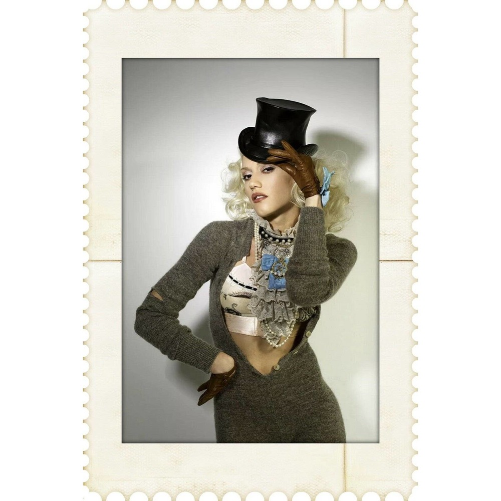 Nw Gwen Stefani Iconic Singer Actress Print poster Room Wall Art room home decor - Picture 3 of 3